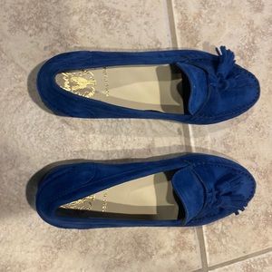 Fabulous electronic blue cole Han loafers. Perfect for business casual attire.